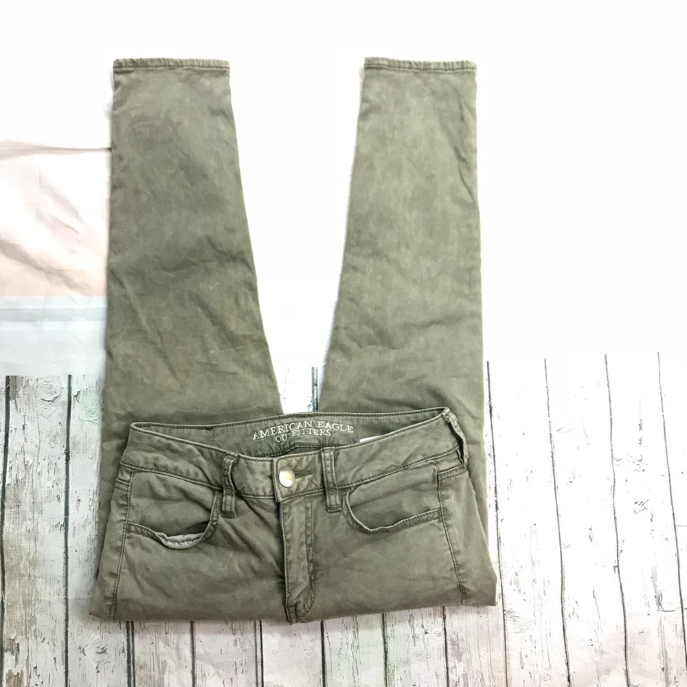 American Eagle Women’s Crop Jegging Size 2